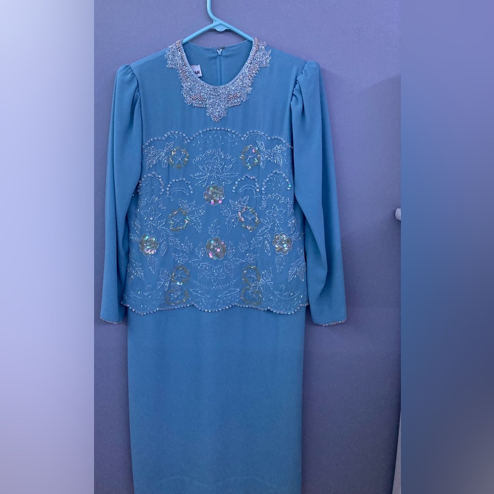 Vintage Jack Bryan Elegant Teal Embroidered Beaded Dress
